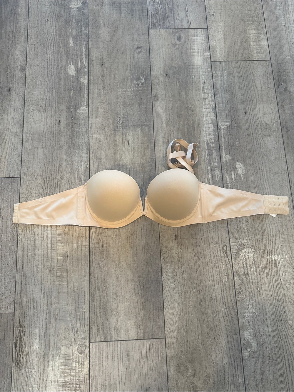 Strapless Smooth Bustier Bra in Cream — Convertible Support